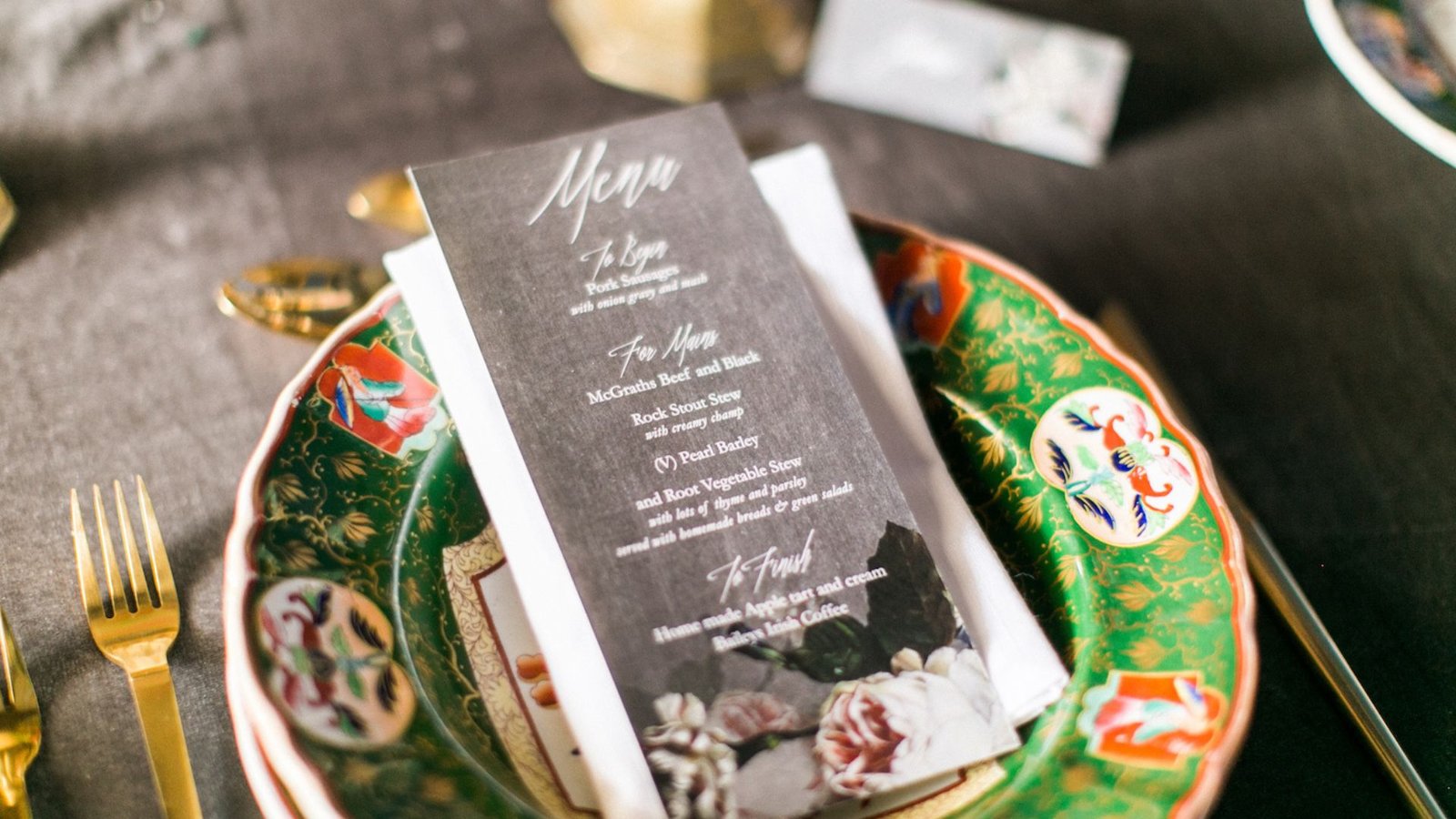 How to Create a Traditional Irish Wedding Menu