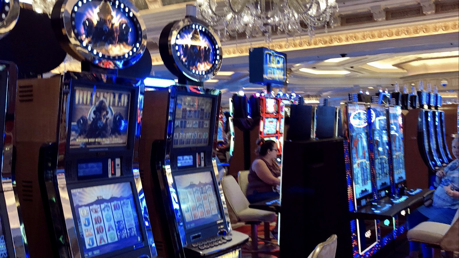 The Threshold of High-Stakes Distribution